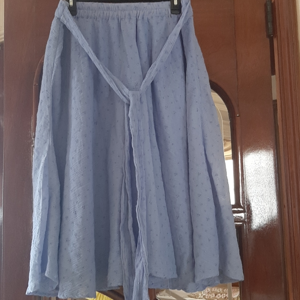 Women skirt New with tag